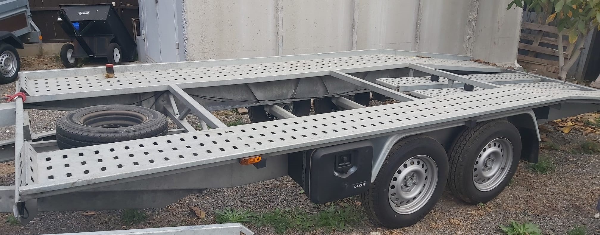Platformă J31